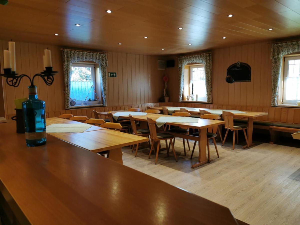 Hotel-Pension Rennsteighutte Фрауенвальд Екстер'єр фото