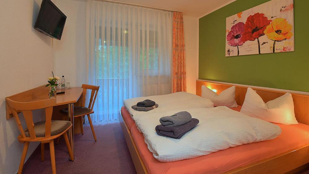 Hotel-Pension Rennsteighutte Фрауенвальд Екстер'єр фото