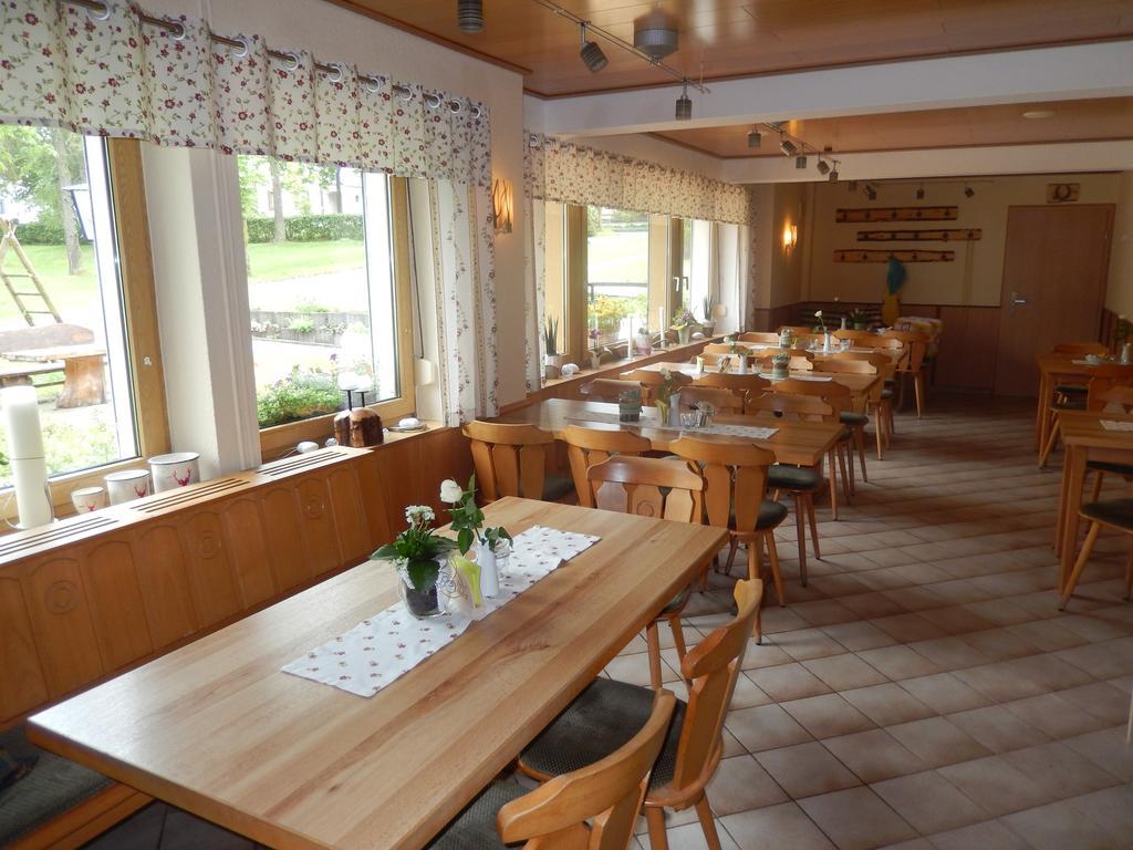 Hotel-Pension Rennsteighutte Фрауенвальд Екстер'єр фото