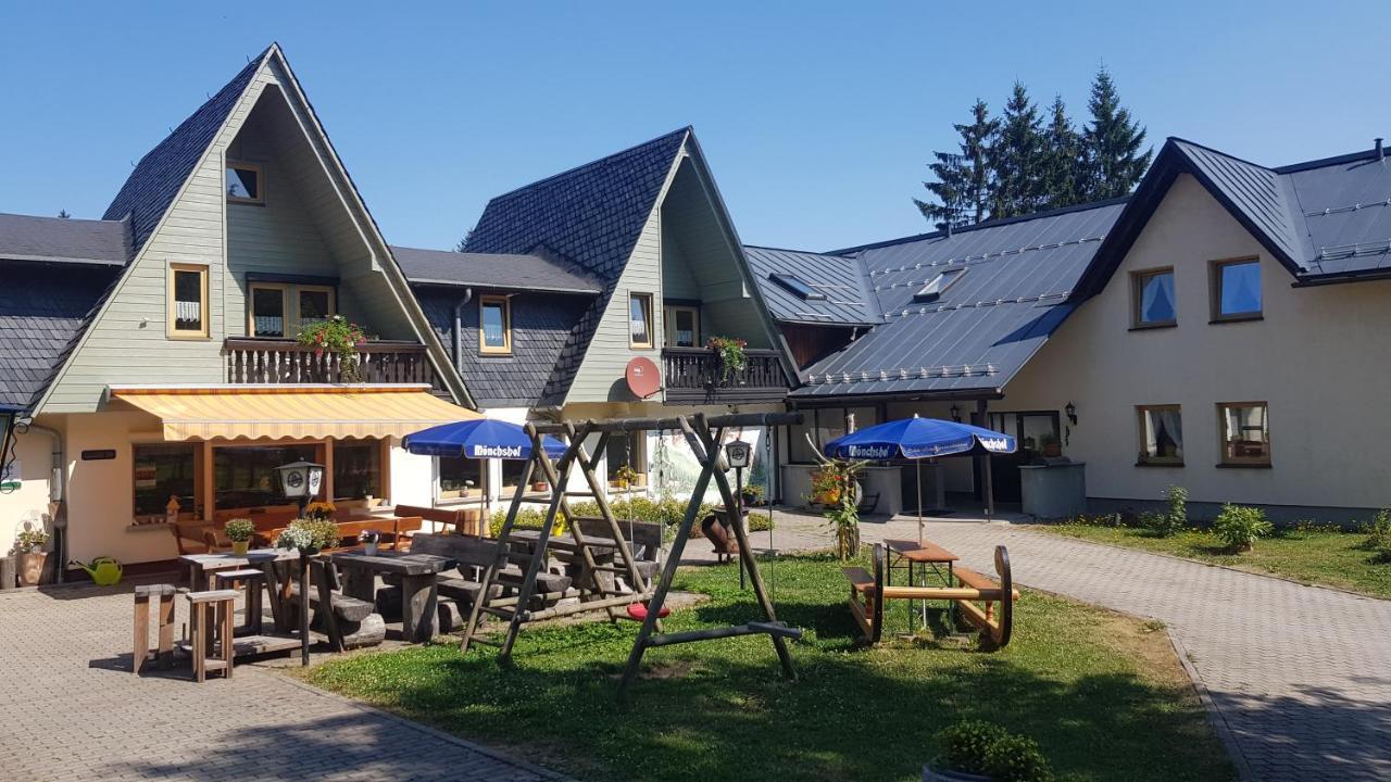 Hotel-Pension Rennsteighutte Фрауенвальд Екстер'єр фото